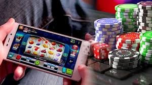 Mobile-friendly Lucky Fortune Slots section on 465bet with readable navigation